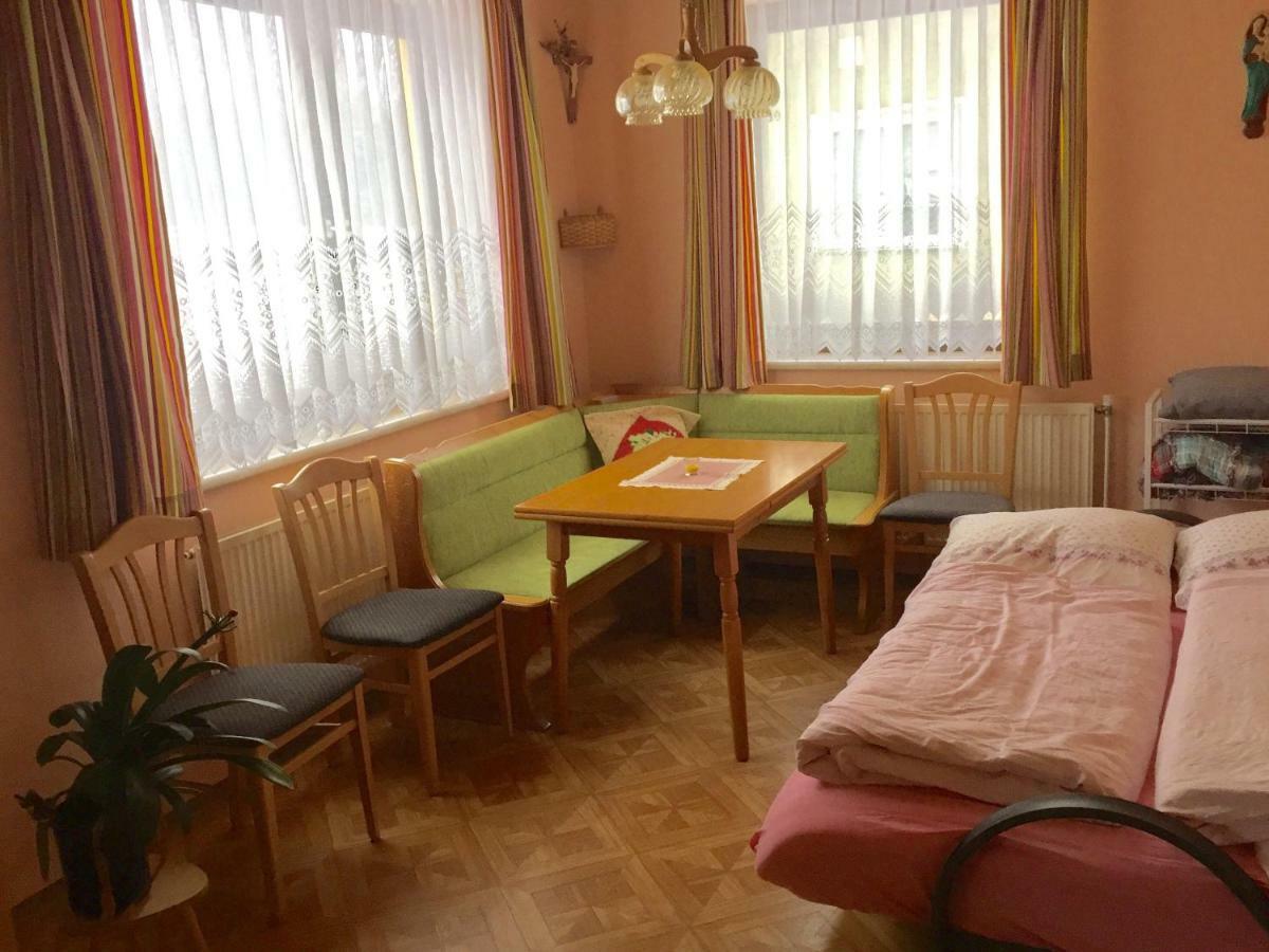 Amstetter'S Ferienwohnung Waldenstein  외부 사진